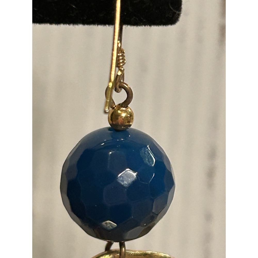 Kenneth Jay Lane Hammered Gold Medallion & Blue Agate Pierce Wire Earring Signed - Picture 11 of 13